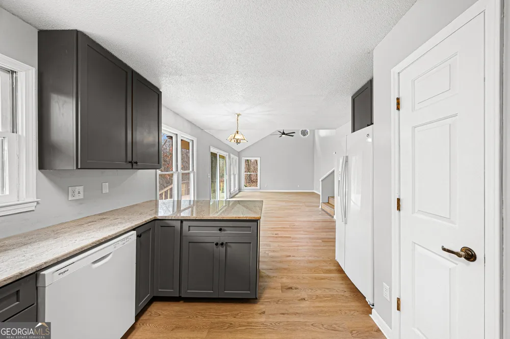251 Cherokee DR Fair Play, SC 29643