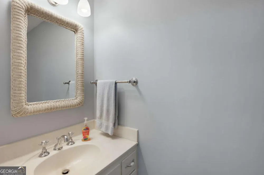 1904 Rena LN Dalton, GA 30720