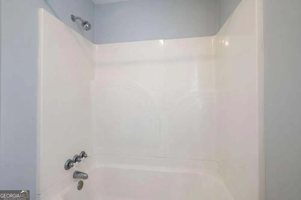 1904 Rena LN Dalton, GA 30720