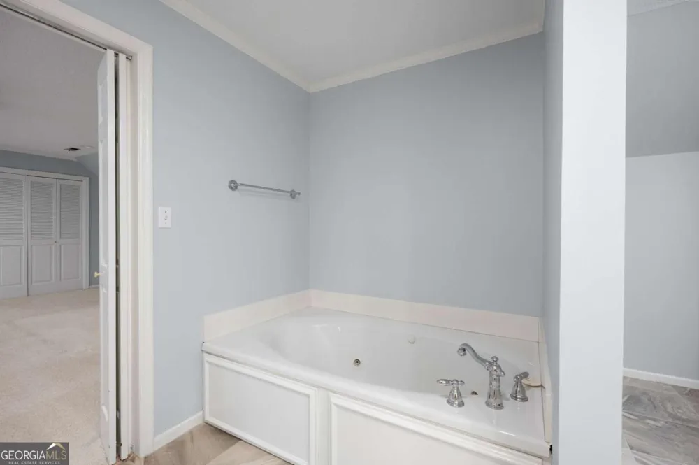 1904 Rena LN Dalton, GA 30720