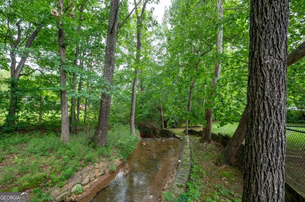 1904 Rena LN Dalton, GA 30720