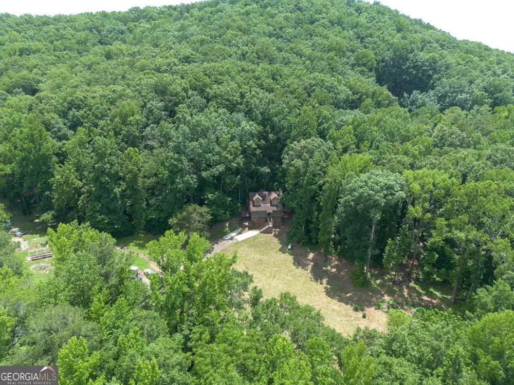 331 Salacoa RD SE Fairmount, GA 30139
