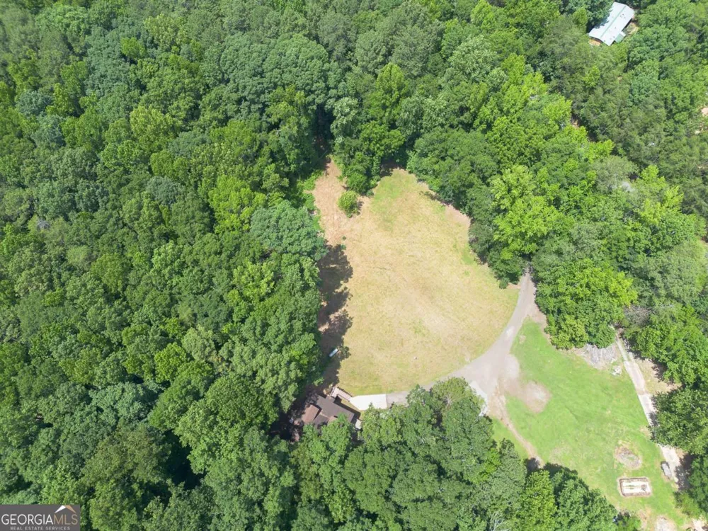 331 Salacoa RD SE Fairmount, GA 30139