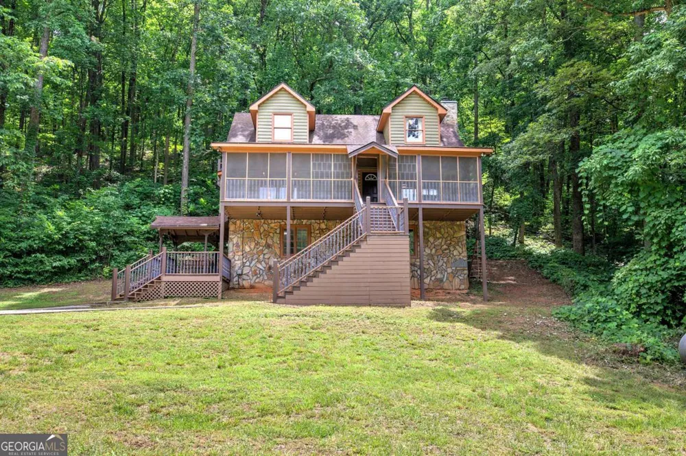 331 Salacoa RD SE Fairmount, GA 30139
