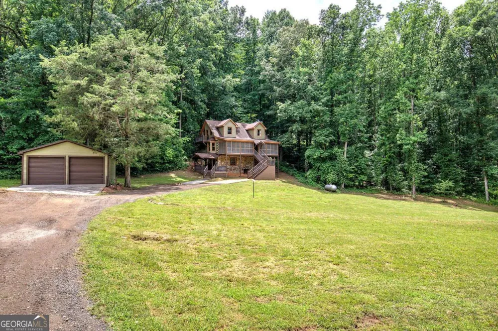 331 Salacoa RD SE Fairmount, GA 30139