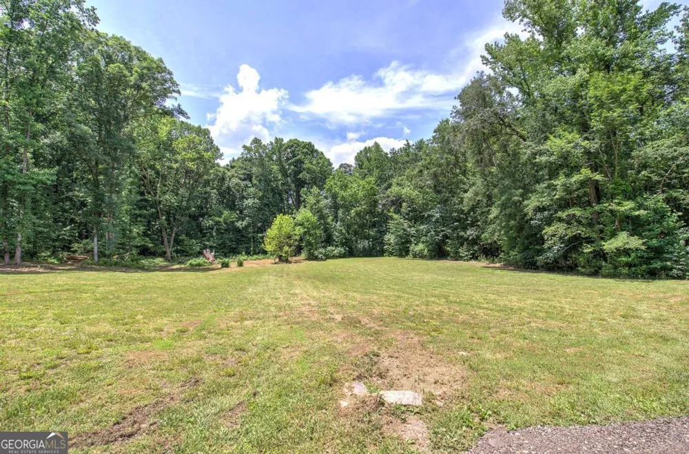 331 Salacoa RD SE Fairmount, GA 30139