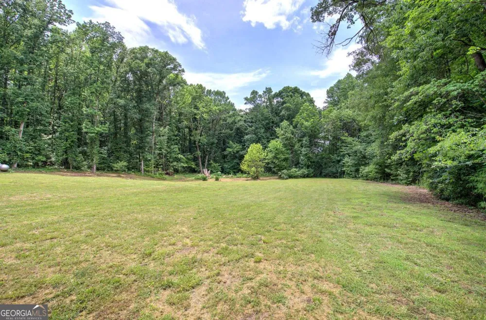 331 Salacoa RD SE Fairmount, GA 30139