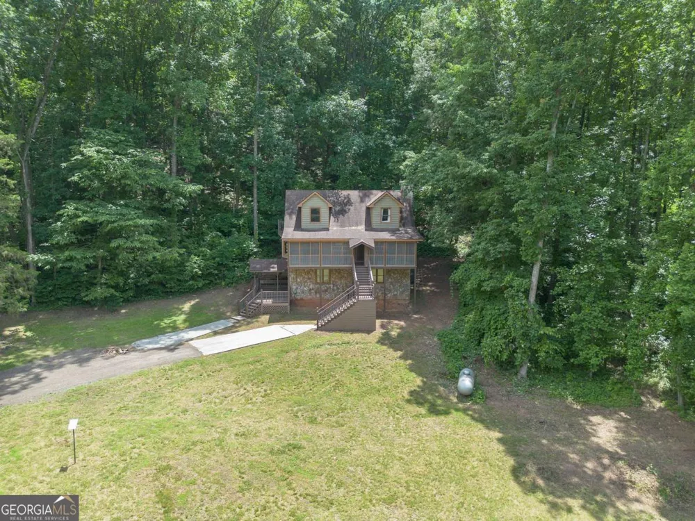 331 Salacoa RD SE Fairmount, GA 30139