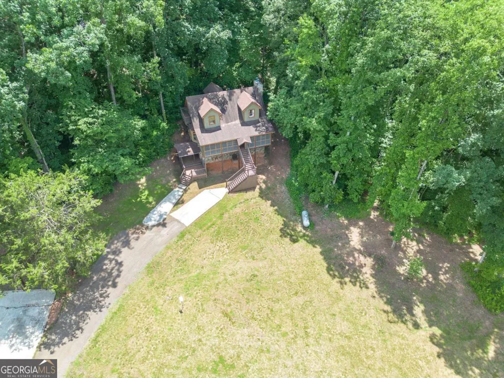 331 Salacoa RD SE Fairmount, GA 30139