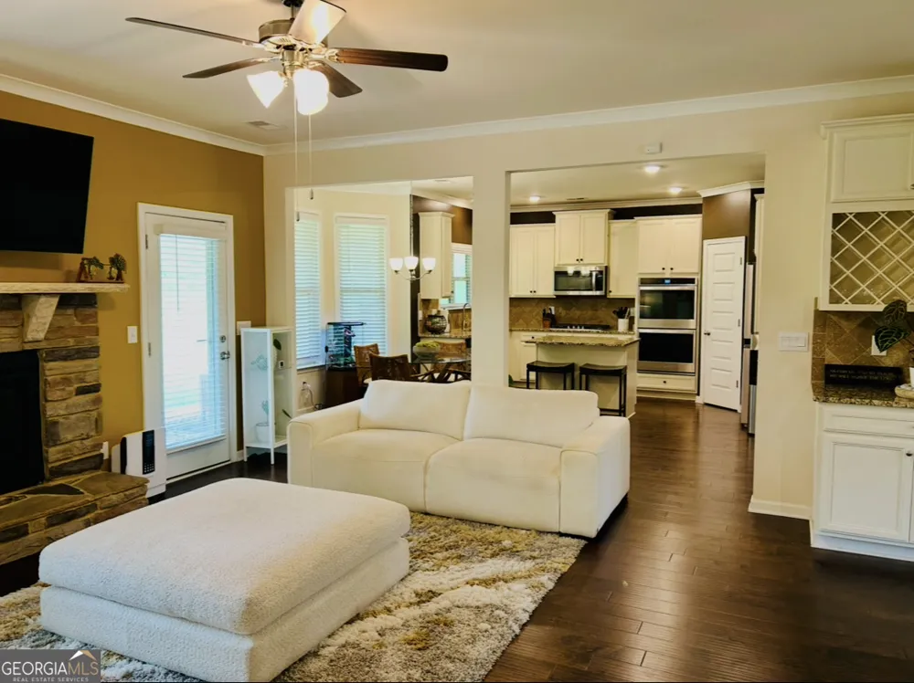330 Darien DR Senoia, GA 30276