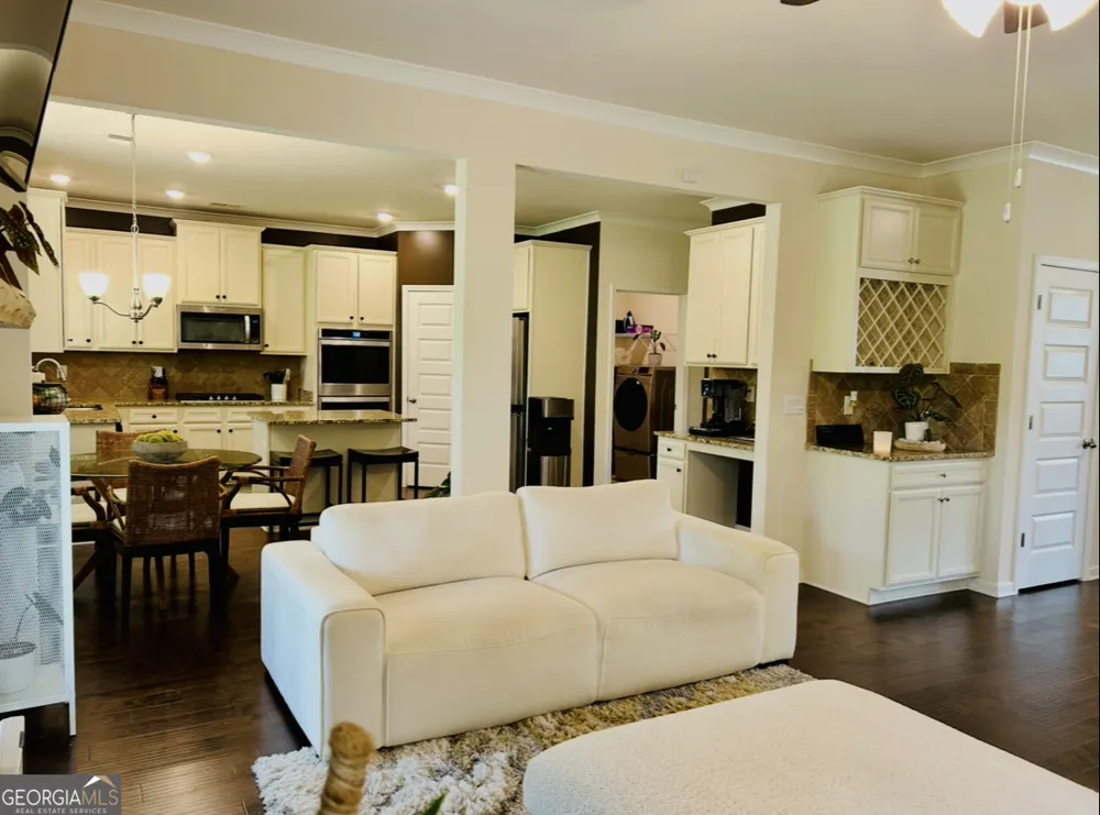 330 Darien DR Senoia, GA 30276