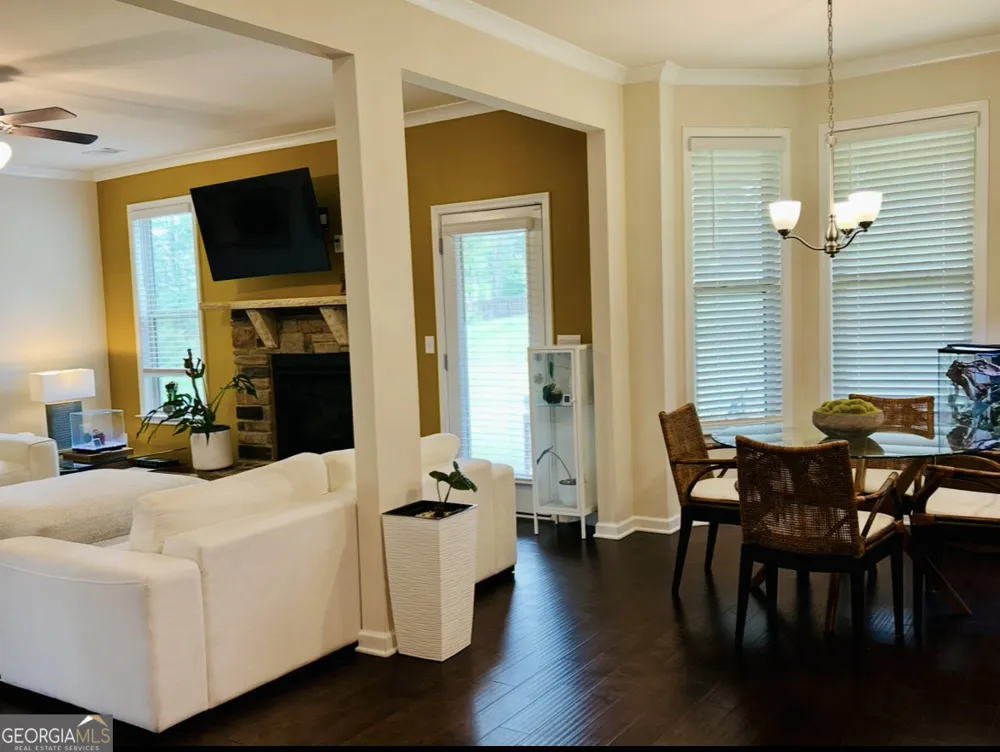330 Darien DR Senoia, GA 30276