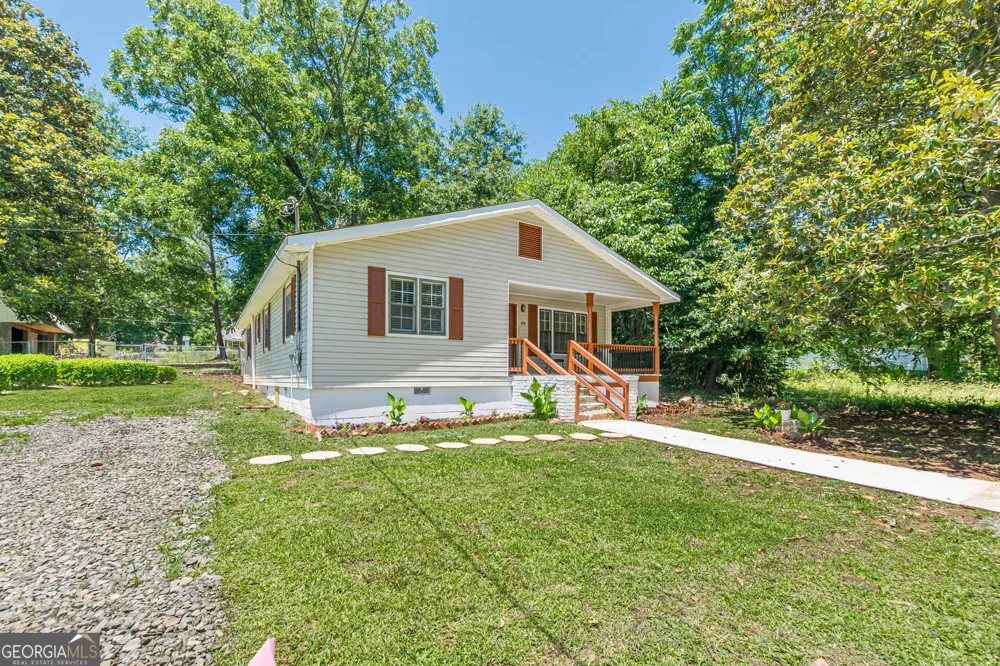 328 Carter ST Greenville, GA 30222