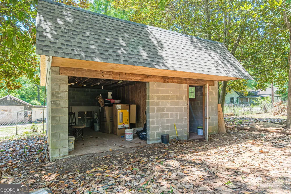 328 Carter ST Greenville, GA 30222