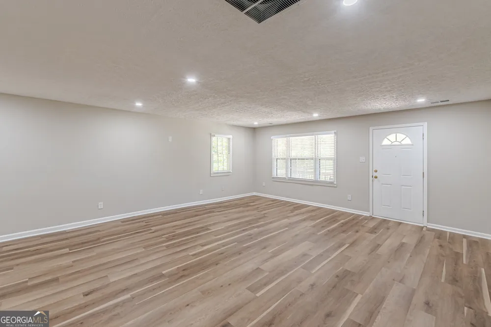 328 Carter ST Greenville, GA 30222
