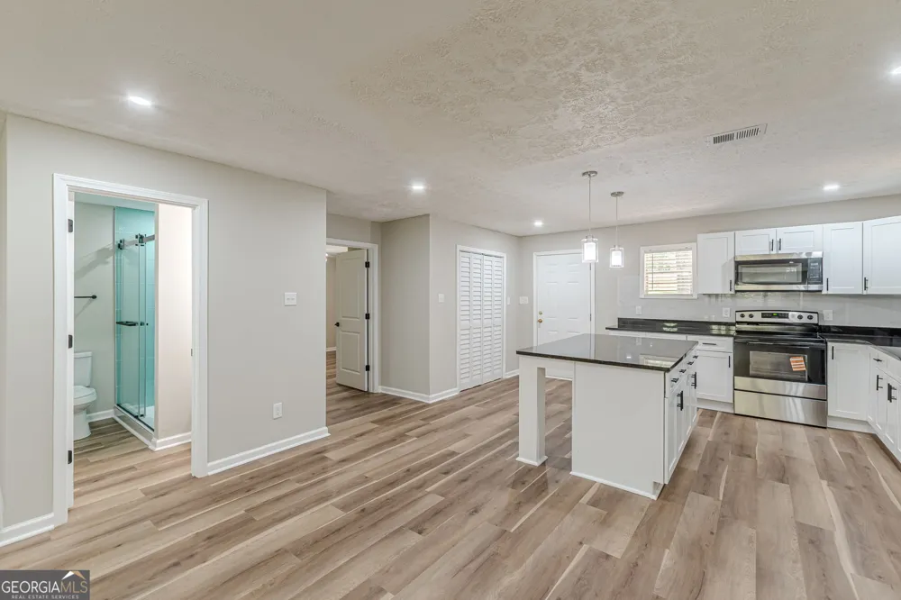 328 Carter ST Greenville, GA 30222