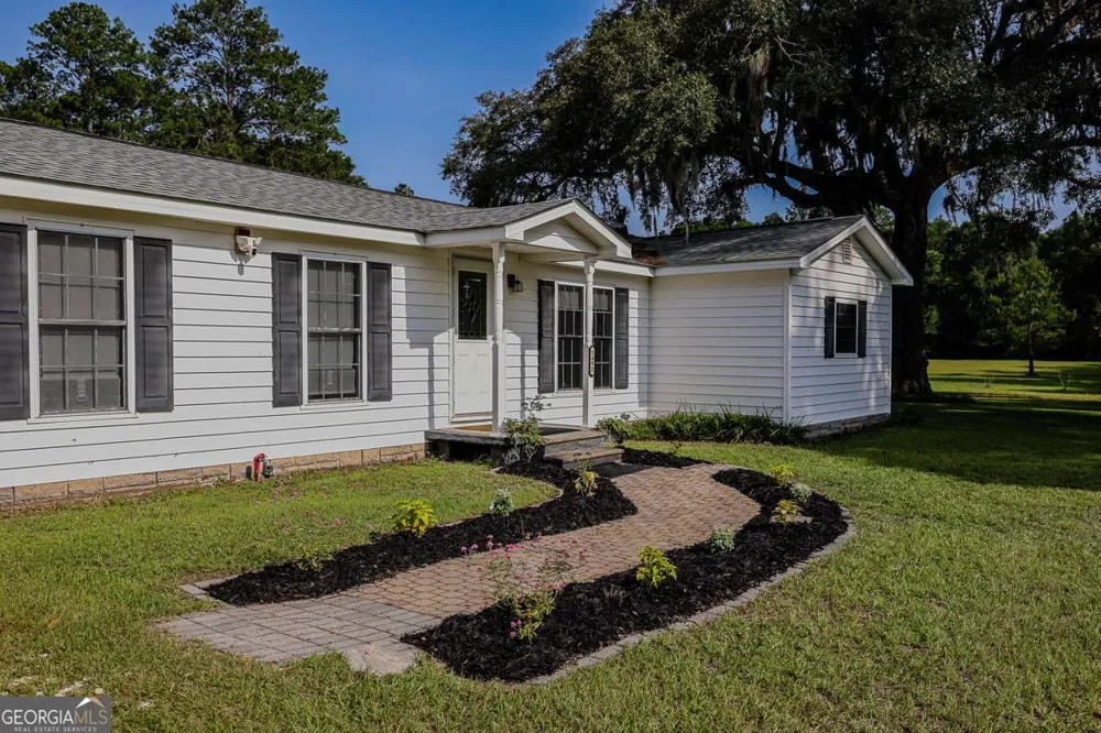 1492 Sand Hill RD Guyton, GA 31312
