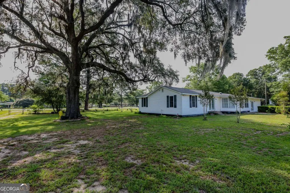 1492 Sand Hill RD Guyton, GA 31312