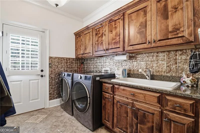 89 Bluestern DR NW Big Canoe, GA 30143