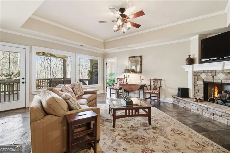 89 Bluestern DR NW Big Canoe, GA 30143
