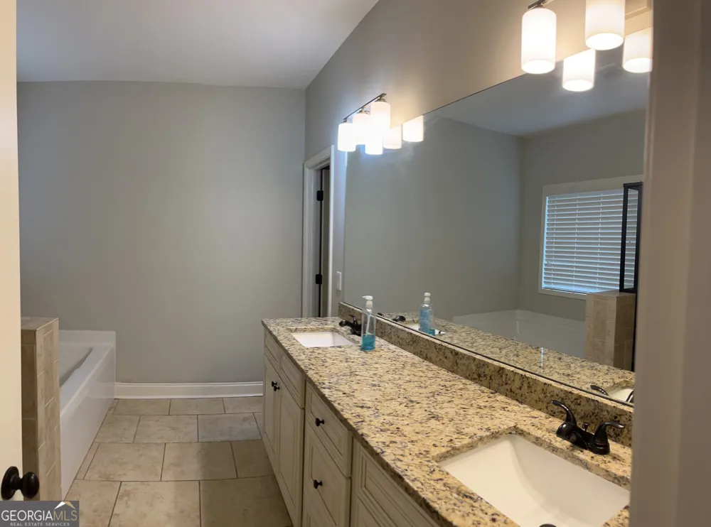 5730 Rivermoore DR Braselton, GA 30517