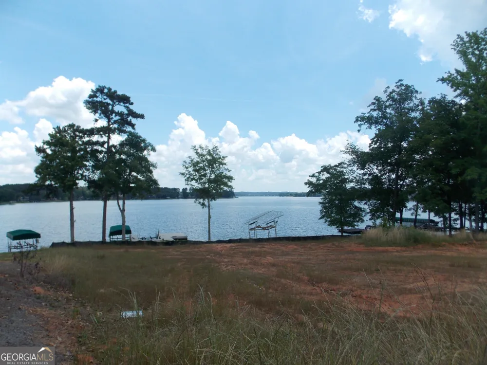 157 Capps LN Eatonton, GA 31024