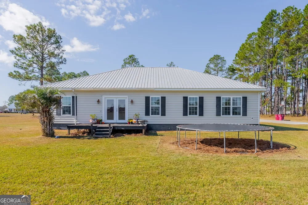 6664 Southside DR Blackshear, GA 31516