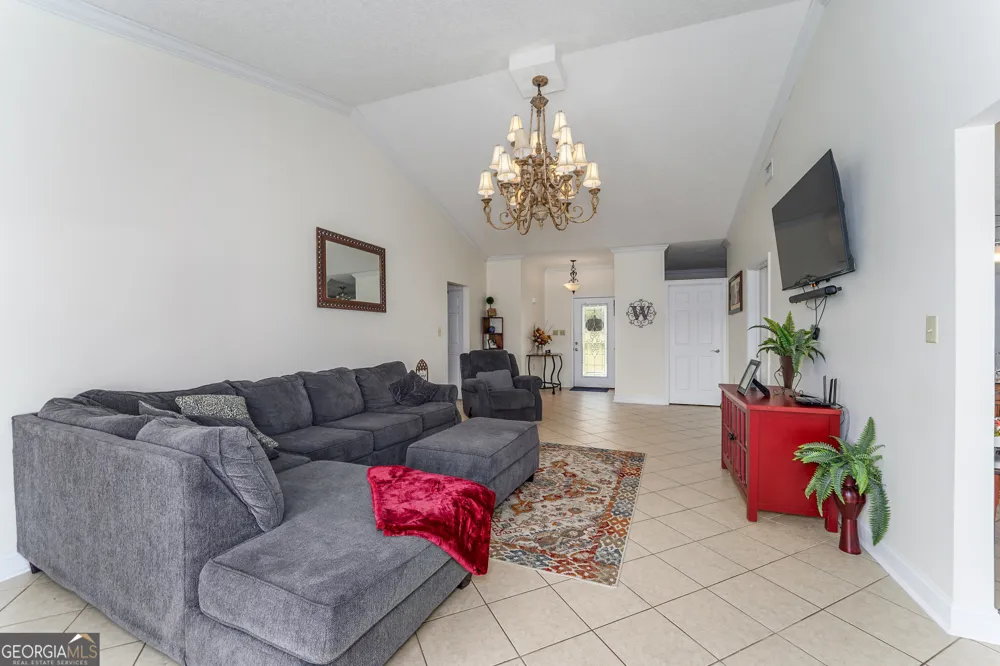 6664 Southside DR Blackshear, GA 31516