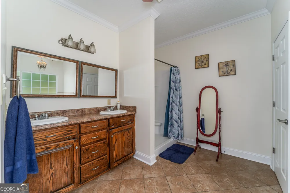6664 Southside DR Blackshear, GA 31516