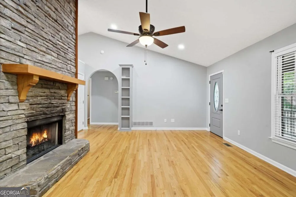 4422 Fincher RD Canton, GA 30114