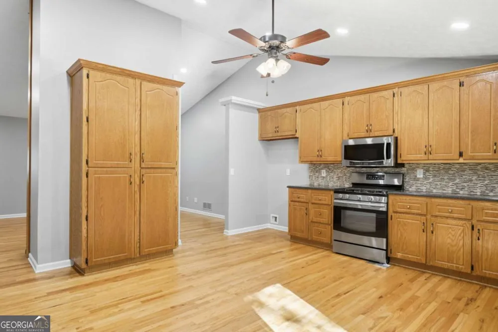 4422 Fincher RD Canton, GA 30114