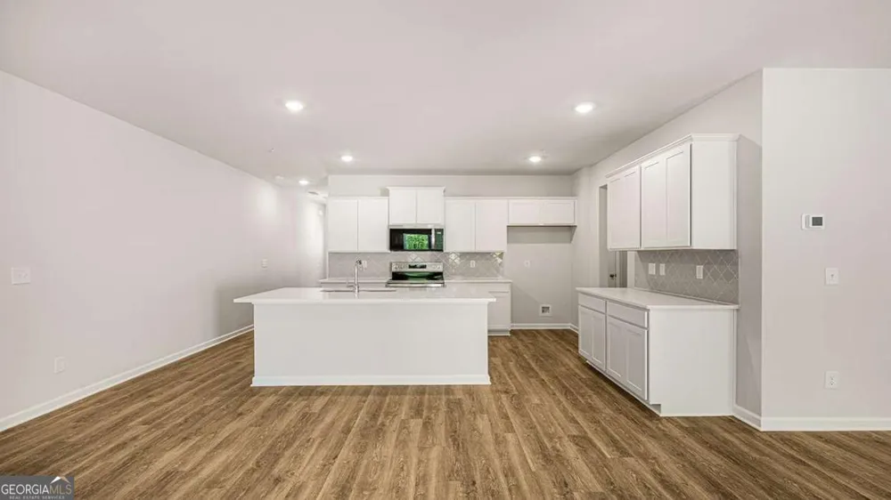 202 Sound CIR Stockbridge, GA 30281