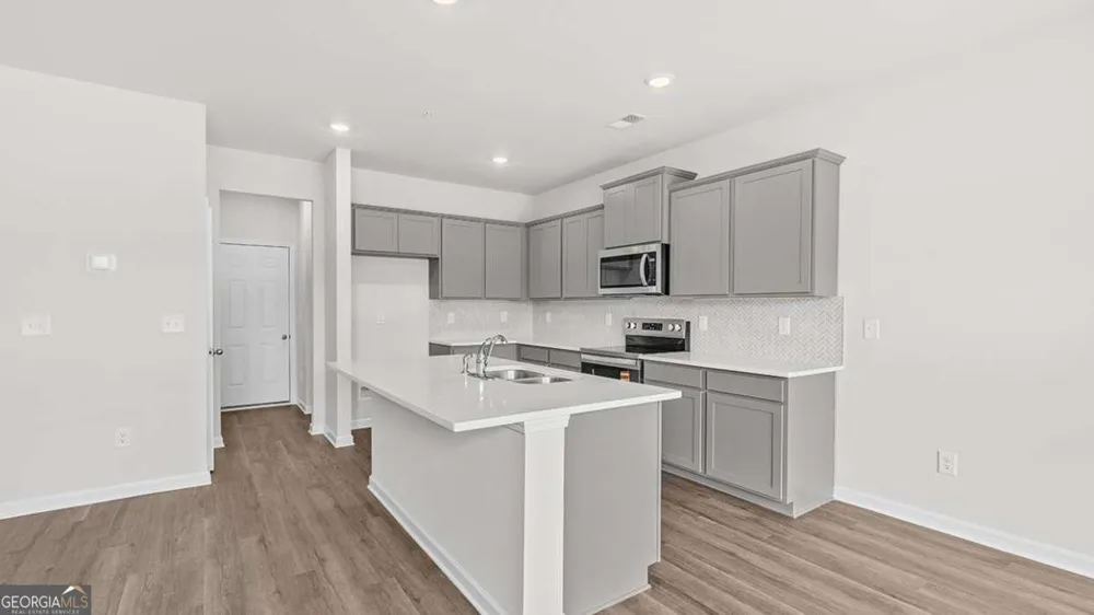 216 Sound CIR Stockbridge, GA 30281