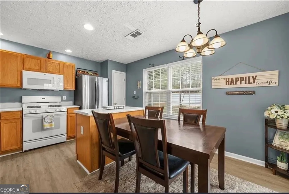 188 ILEX DR Canton, GA 30114