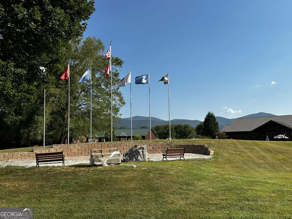 456 Mountain Creek RD Blairsville, GA 30512