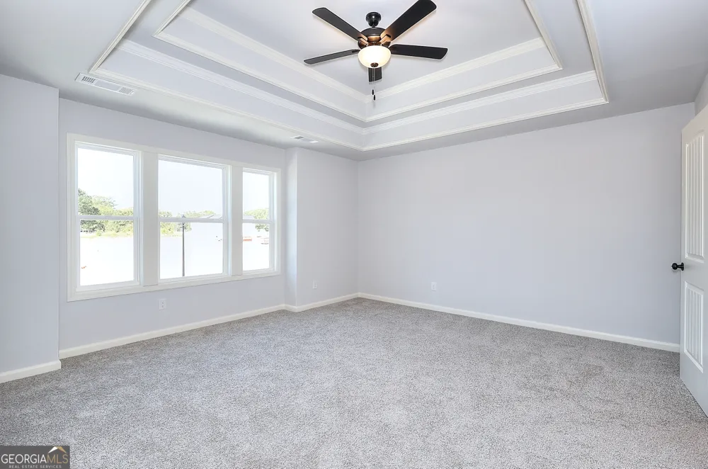 15 Crest DR Hartwell, GA 30643