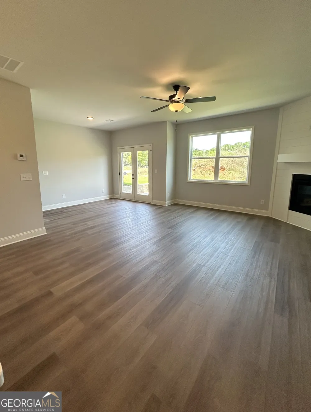 15 Crest DR Hartwell, GA 30643