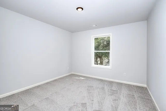 23 Crest DR Hartwell, GA 30643