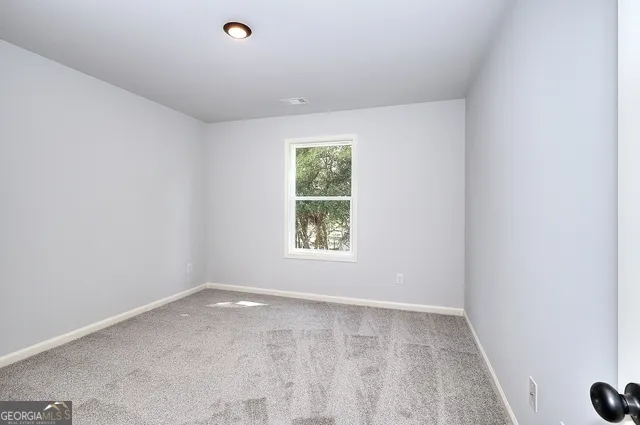 23 Crest DR Hartwell, GA 30643