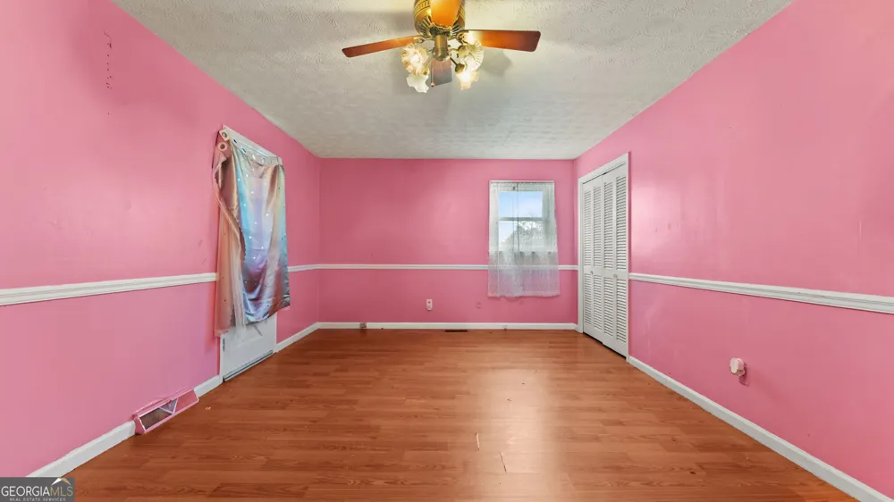 301 Briarwood DR Calhoun, GA 30701