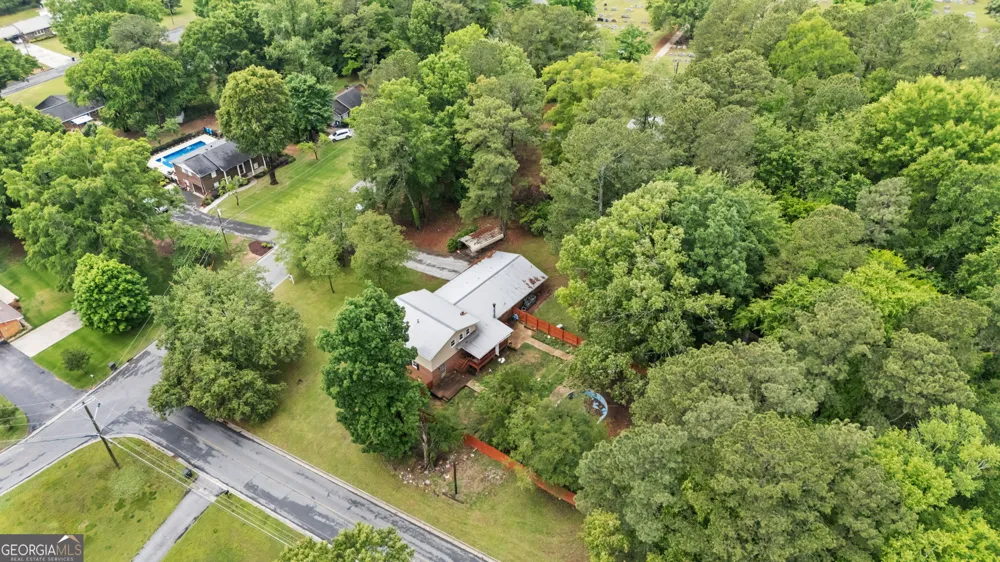 301 Briarwood DR Calhoun, GA 30701