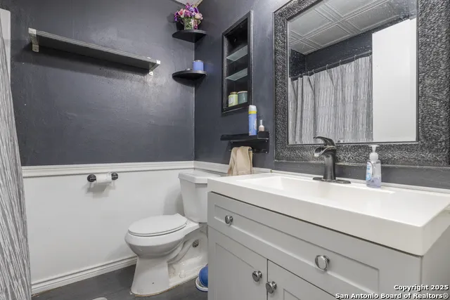 3411 Vinecrest Kirby, TX 78219