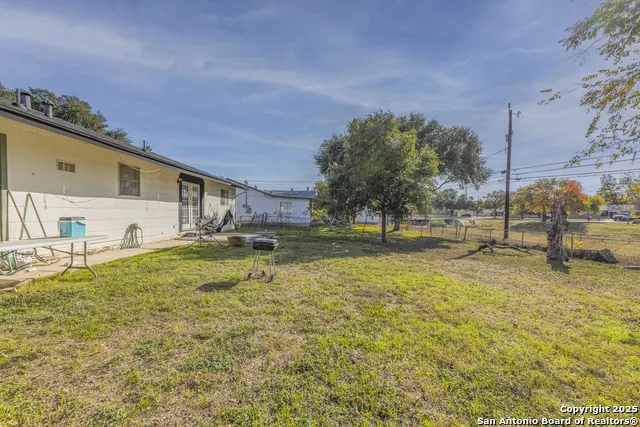 3411 Vinecrest Kirby, TX 78219