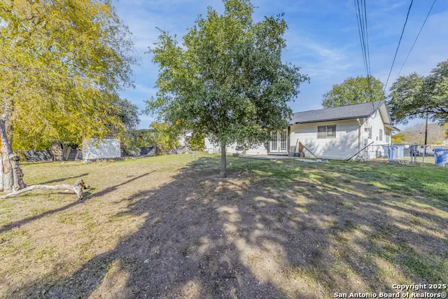 3411 Vinecrest Kirby, TX 78219