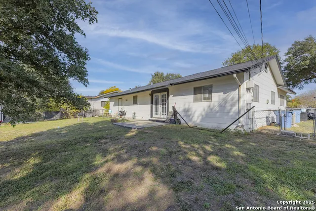 3411 Vinecrest Kirby, TX 78219