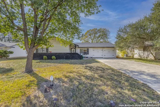 3411 Vinecrest Kirby, TX 78219