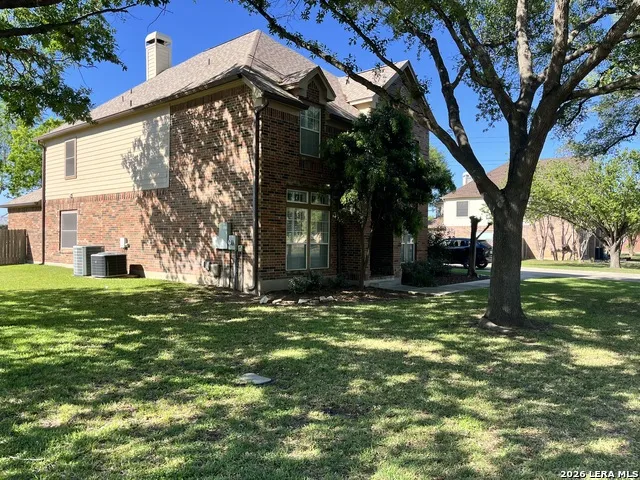256 Las Brisas Seguin, TX 78155