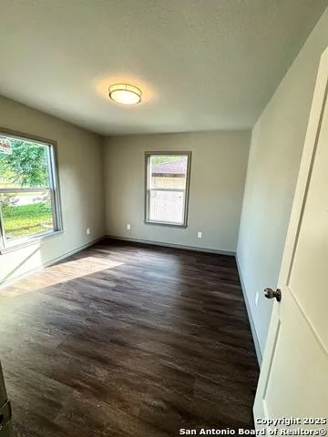 806 W Powell Beeville, TX 78102