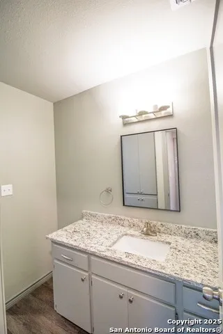 806 W Powell Beeville, TX 78102