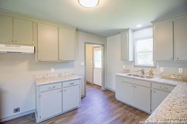 806 W Powell Beeville, TX 78102